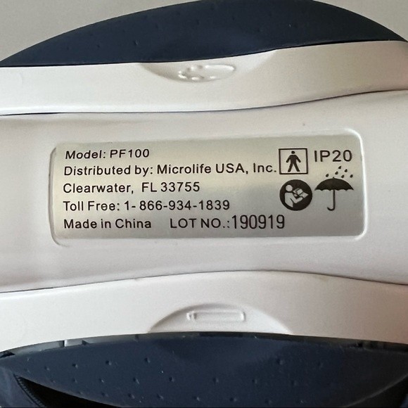 Microlife PF100 COPD Electronic Peak Flow Digital Asthma Reader - Picture 4 of 6